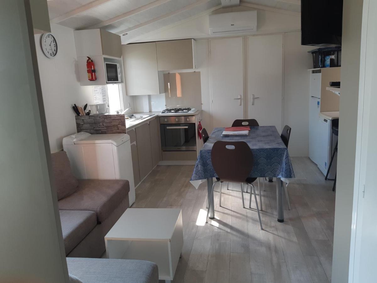 Les Mobiles Homes De La Palmyre Les Mathes Ngoại thất bức ảnh